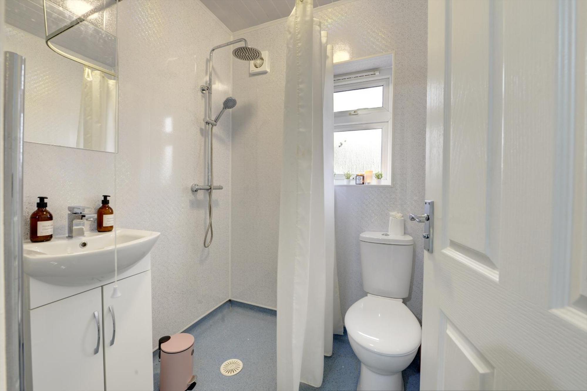 Stunning And Lovely 3 Bed House - Catch 22 Coventry Eksteriør bilde