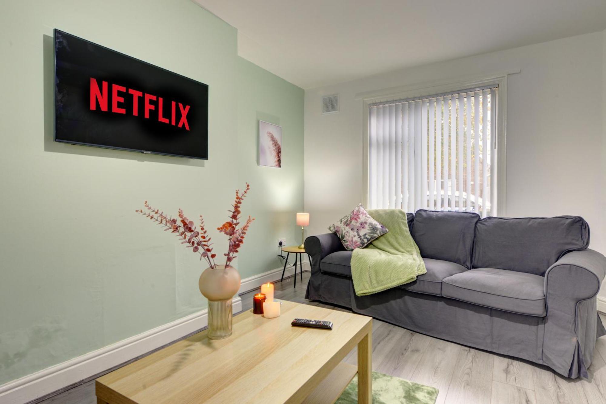 Stunning And Lovely 3 Bed House - Catch 22 Coventry Eksteriør bilde