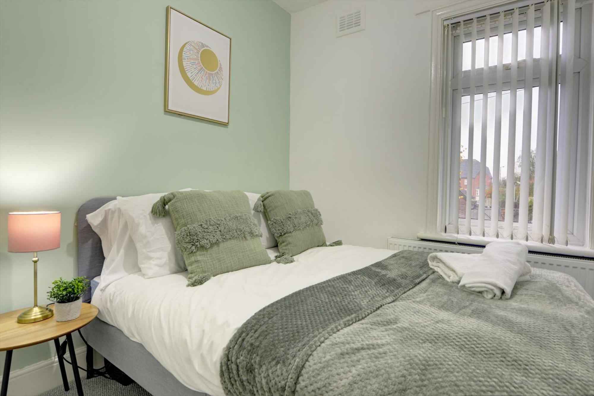 Stunning And Lovely 3 Bed House - Catch 22 Coventry Eksteriør bilde
