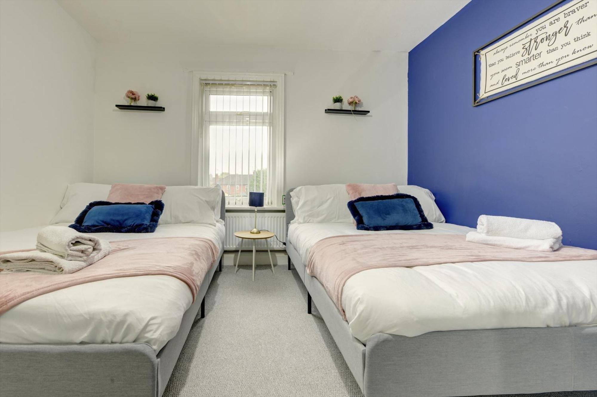 Stunning And Lovely 3 Bed House - Catch 22 Coventry Eksteriør bilde