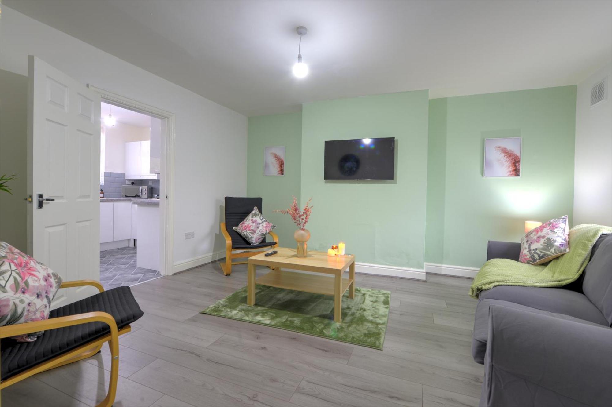 Stunning And Lovely 3 Bed House - Catch 22 Coventry Eksteriør bilde
